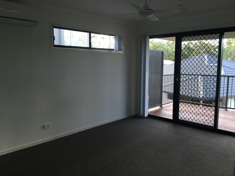 18/14 Lincoln Parade, Springfield Lakes QLD 4300