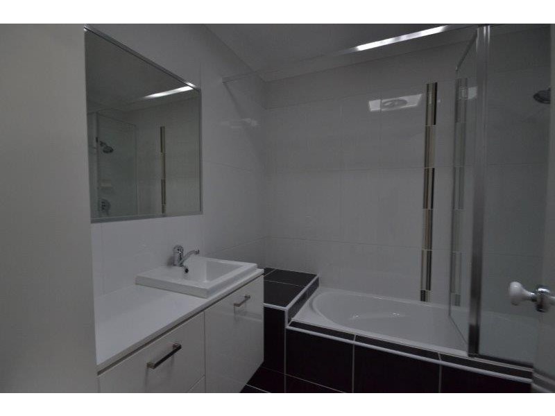 4/139 Woogaroo Street, Forest Lake QLD 4078