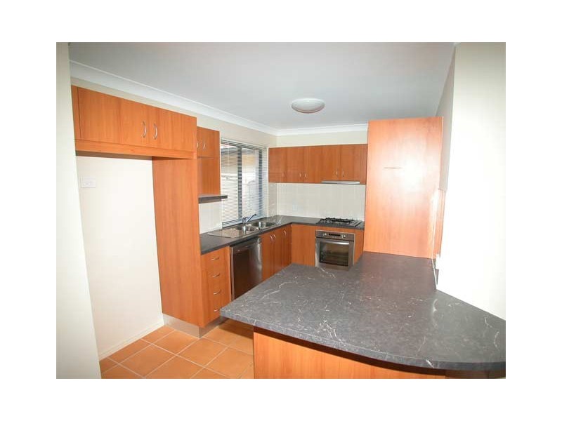 4 15 College St, North Lakes QLD 4509