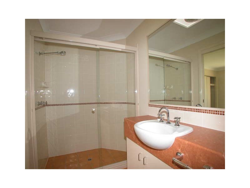 4 15 College St, North Lakes QLD 4509