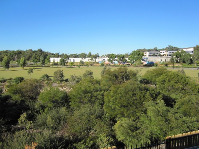 121/1 Bass Court, North Lakes QLD 4509