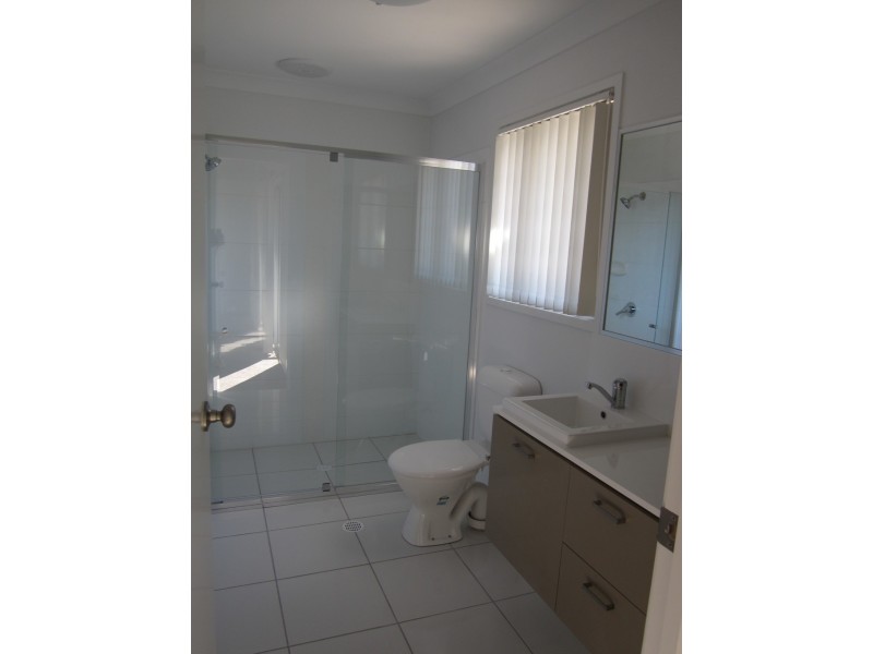 121/1 Bass Court, North Lakes QLD 4509