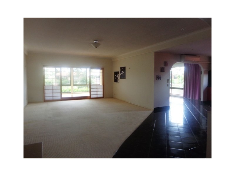 90 Manly Drive, Robina QLD 4226