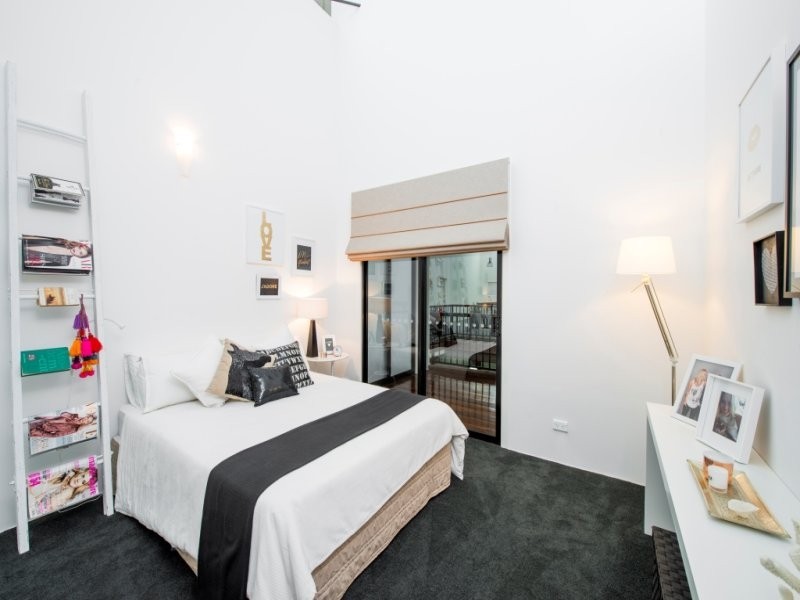 22 A Florence Street, Teneriffe QLD 4005