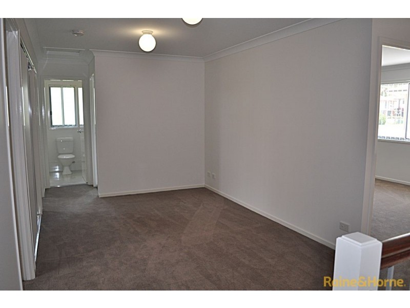 19 Platinum Place, Oxley QLD 4075