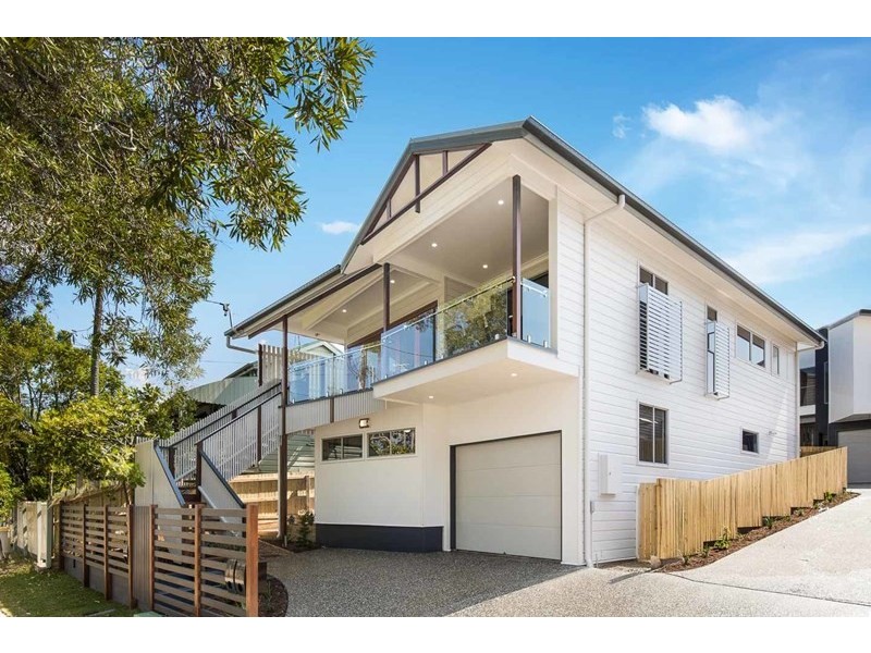 70 Riding Road, Hawthorne QLD 4171