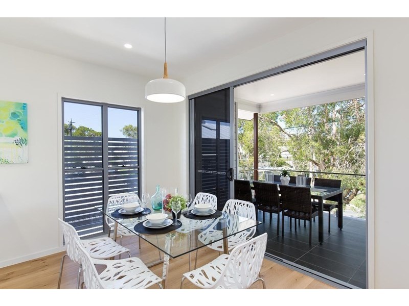 70 Riding Road, Hawthorne QLD 4171