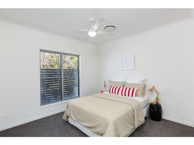 70 Riding Road, Hawthorne QLD 4171