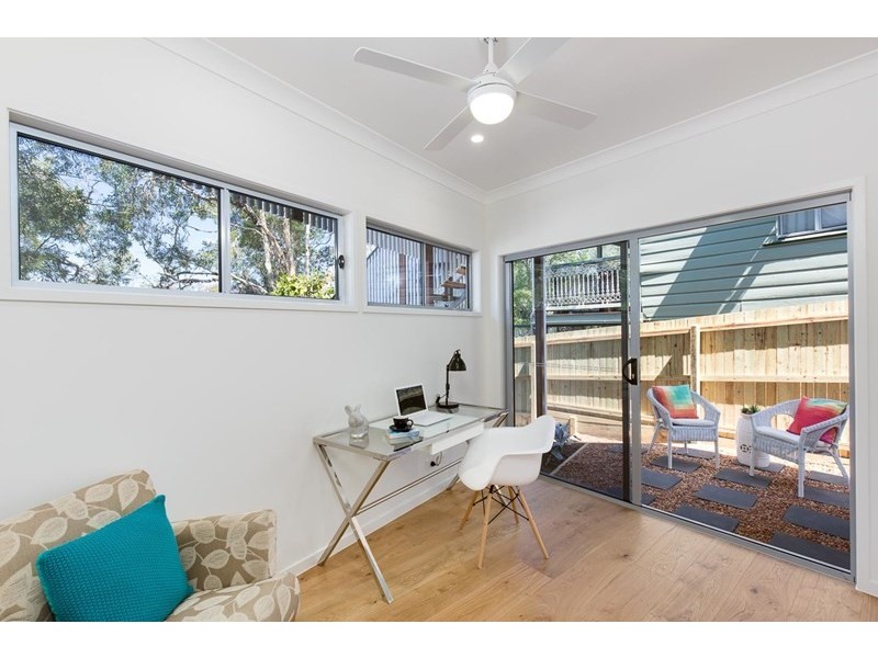 70 Riding Road, Hawthorne QLD 4171