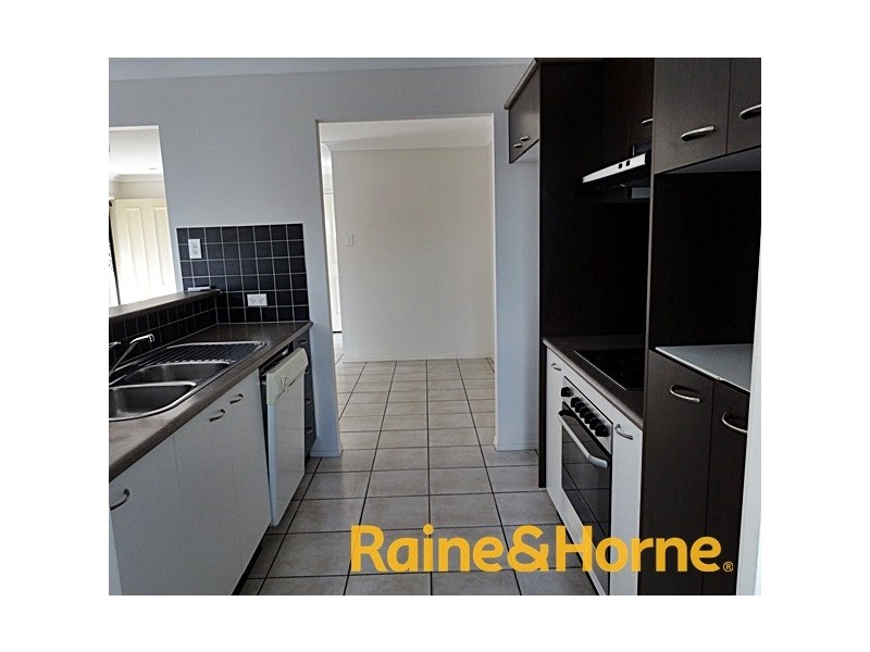 11 Federation Street, Wynnum West QLD 4178