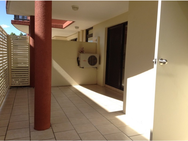 15 Dansie Street, Greenslopes QLD 4120