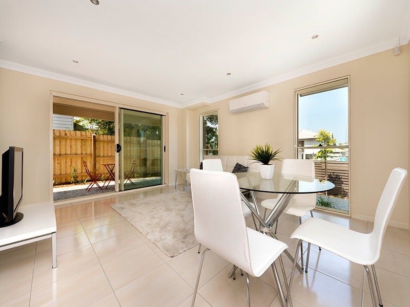 1-8 Shetland Street, Morningside QLD 4170