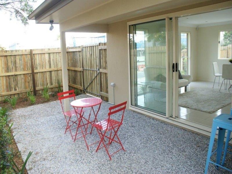 1-8 Shetland Street, Morningside QLD 4170