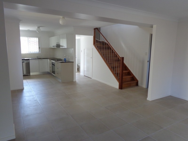 232 Preston Rd, Wynnum West QLD 4178