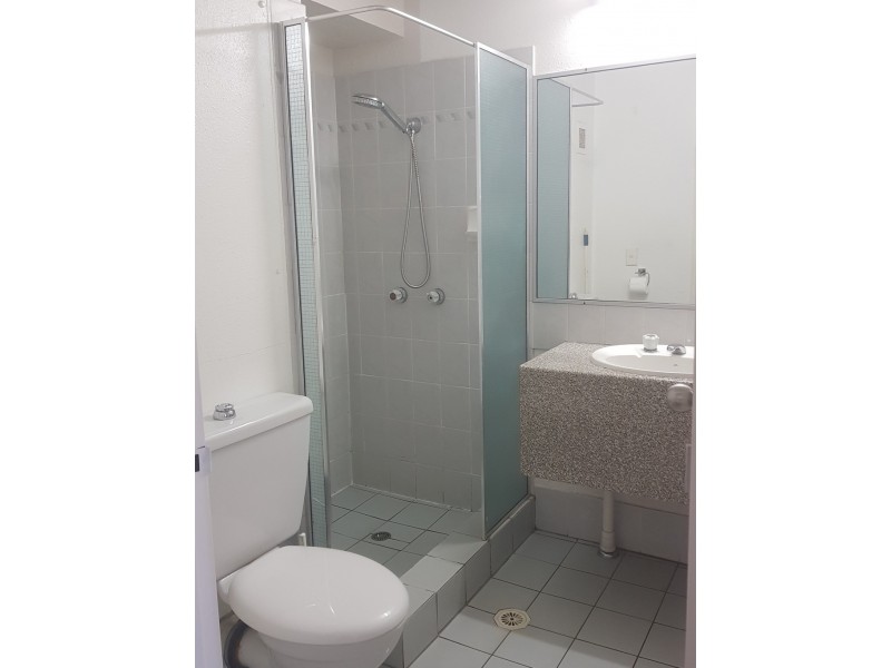 606/2 Barney Street, Southport QLD 4215