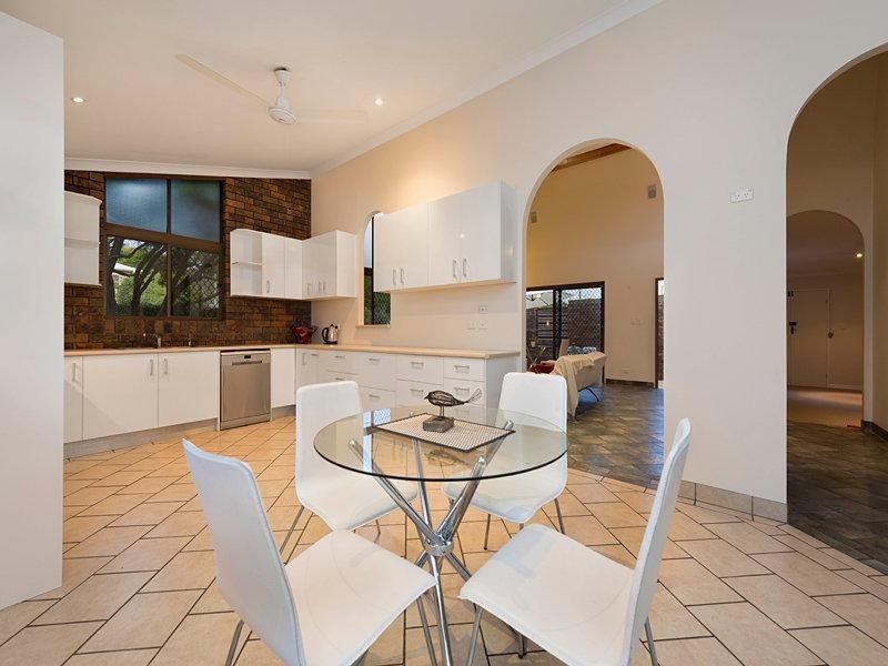 100 Lytton Road, Bulimba QLD 4171