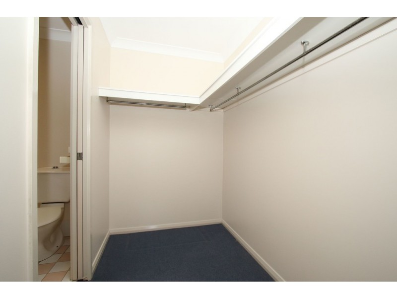 Unit 22 / 1060 Waterworks Road, The Gap QLD 4061