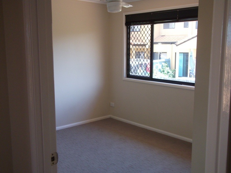 18/250 Sumners Road, Riverhills QLD 4074