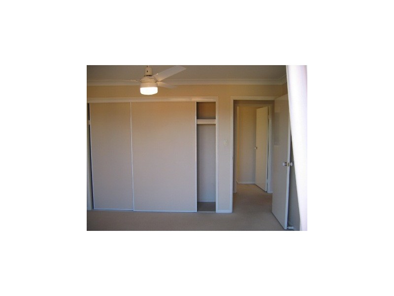 18/250 Sumners Road, Riverhills QLD 4074