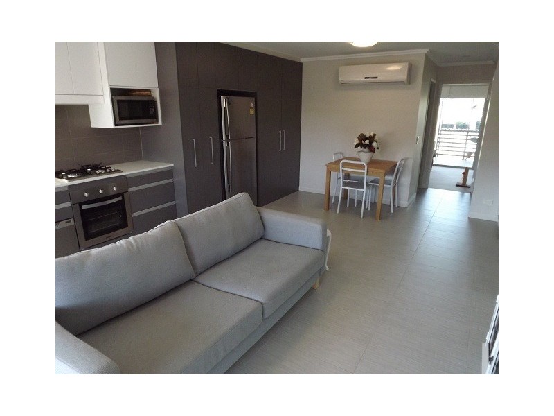 74/123 Barrack Road, Cannon Hill QLD 4170