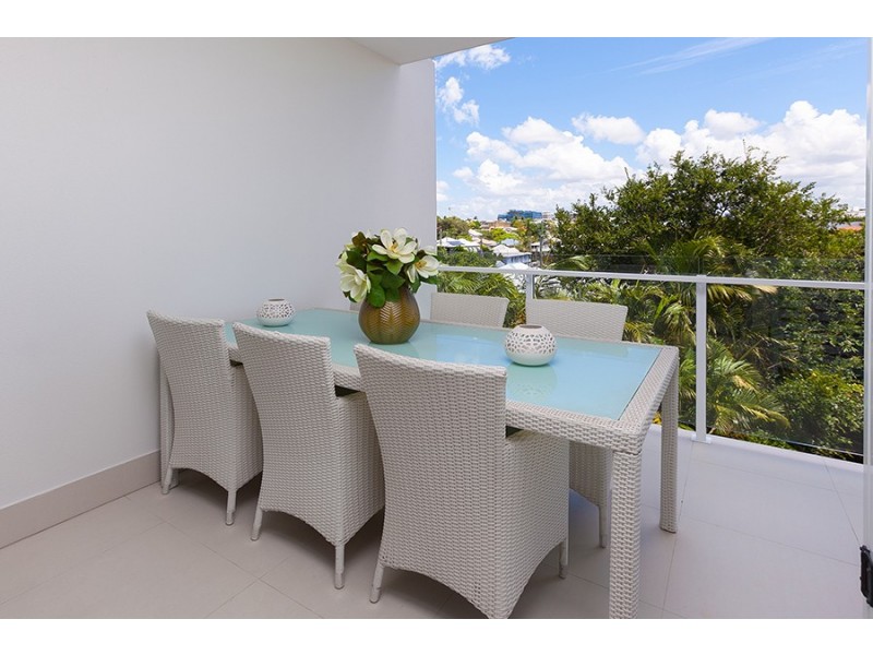 B402 Isedale Street, Wooloowin QLD 4030