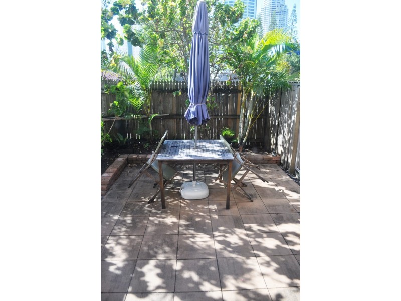 1427/38 Enderley Ave, Surfers Paradise QLD 4217