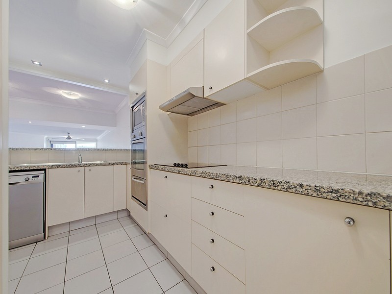 9/78 CAIRNS STREET, Kangaroo Point QLD 4169