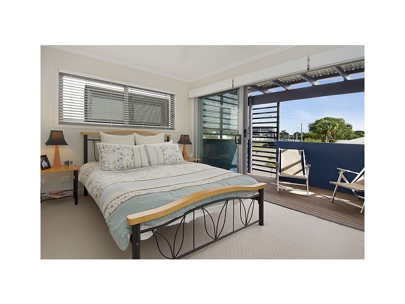99/123 Barrack Road, Cannon Hill QLD 4170