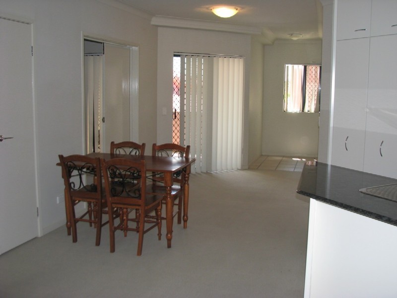 23/2-10 Geraldton Drive, Varsity Lakes QLD 4227