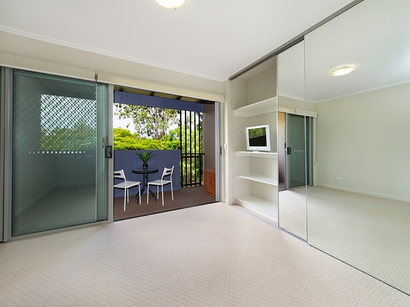 100/123 Barrack Road, Cannon Hill QLD 4170