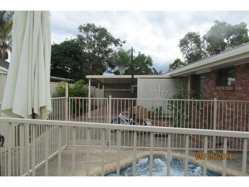 1 Palmwood Court, Burleigh Waters QLD 4220