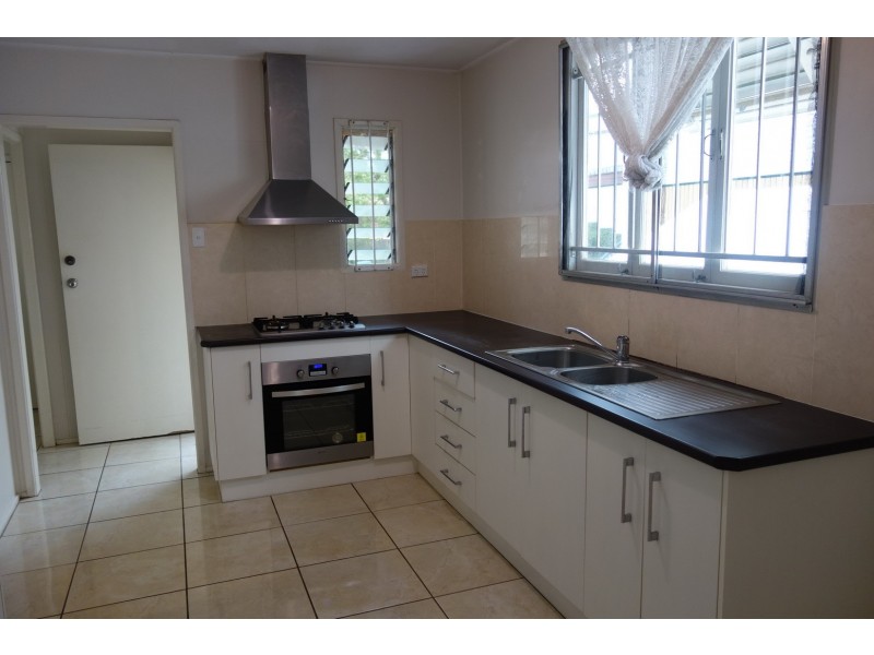 25 Ross Street, Woolloongabba QLD 4102
