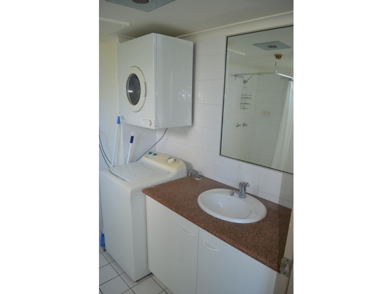 0261/38 Enderley Ave, Surfers Paradise QLD 4217