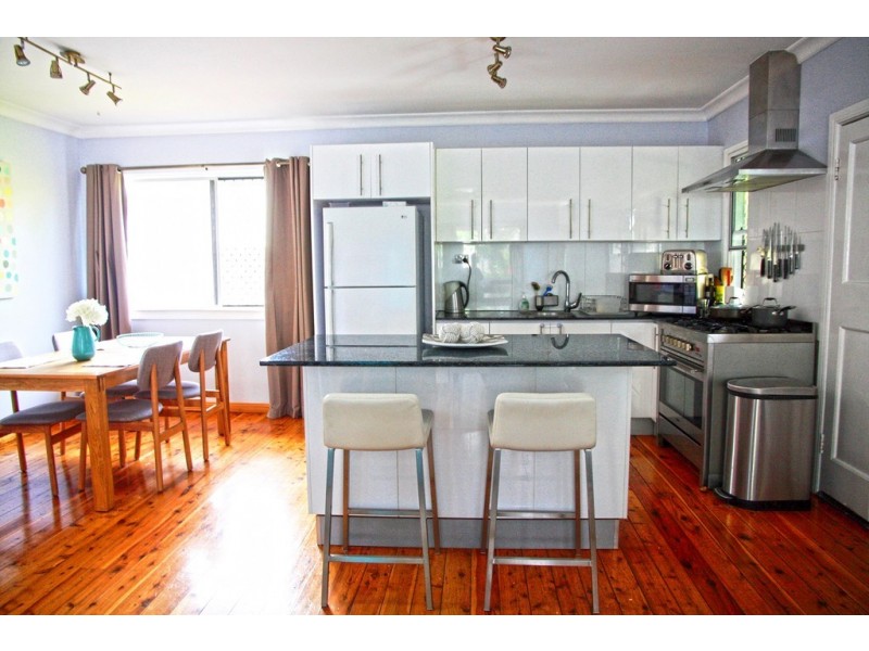 9 Canterbury Street, Mount Gravatt East QLD 4122