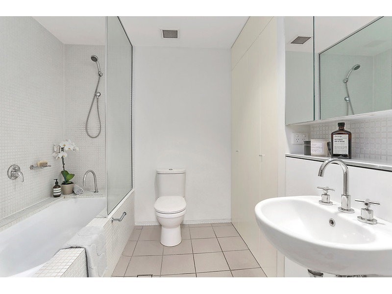 38 t Skyring Tce, Teneriffe QLD 4005