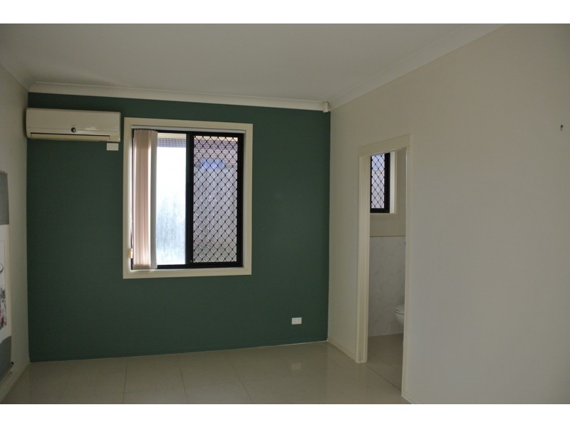 17 Foreman Court, Collingwood Park QLD 4301