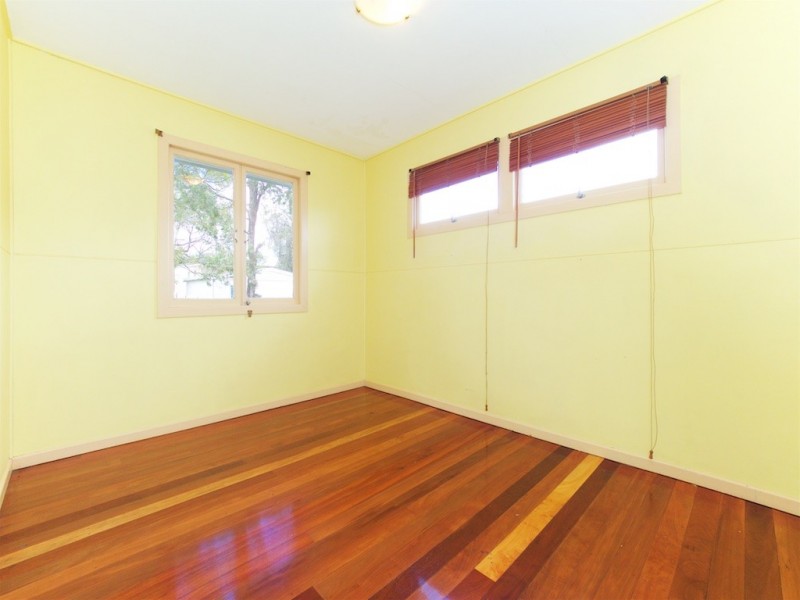 215 Wishart, Wishart QLD 4122