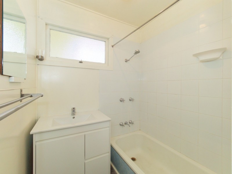 215 Wishart, Wishart QLD 4122