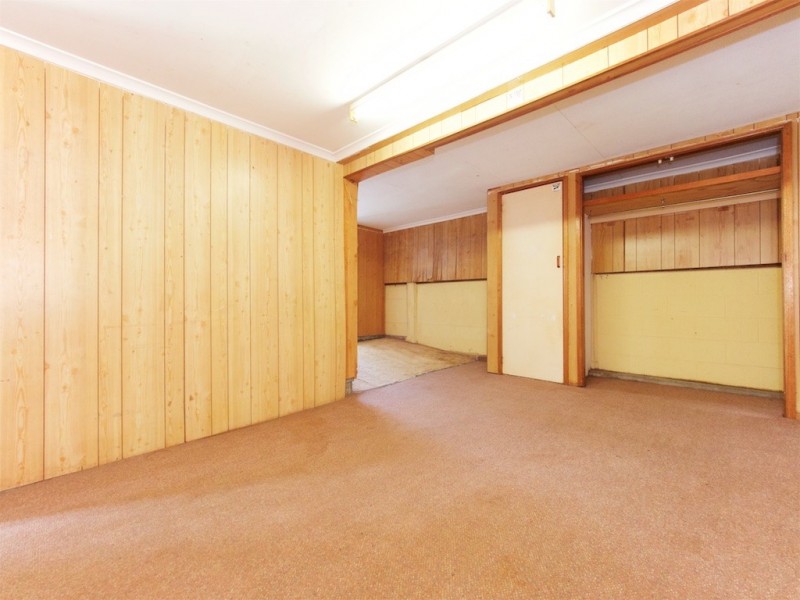 215 Wishart, Wishart QLD 4122