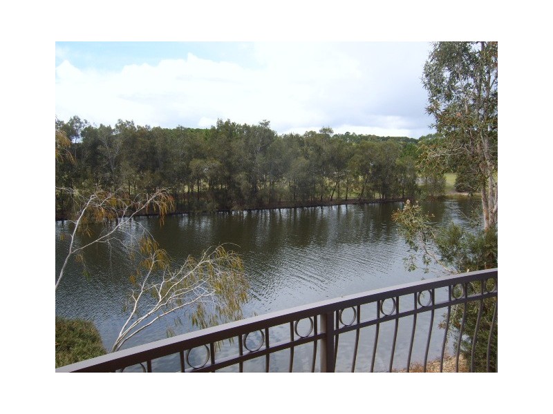 2A/4 University Drive, Robina QLD 4226