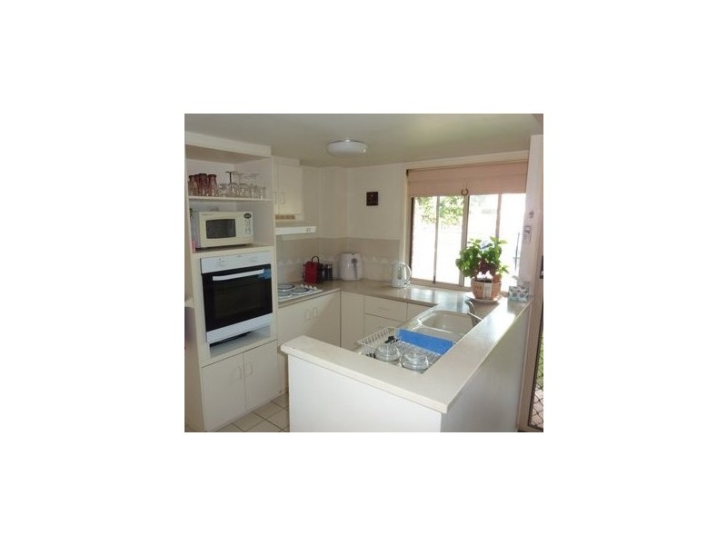 39/75 Brown St, Labrador QLD 4215