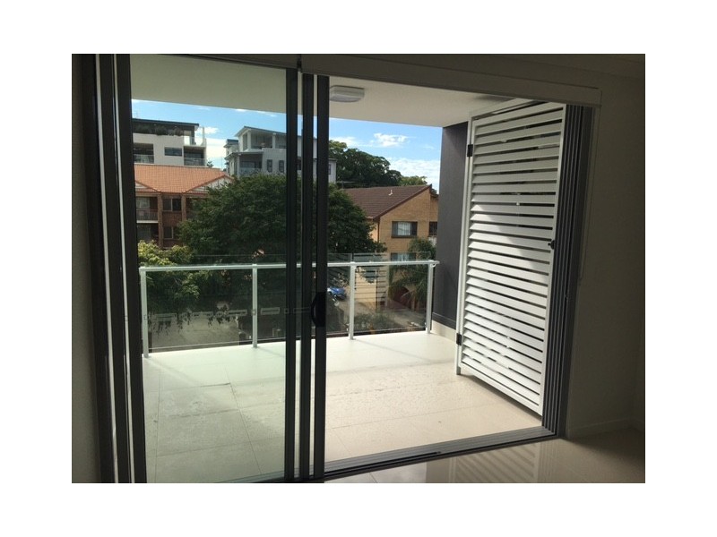 17-19 Isedale Street, Wooloowin QLD 4030