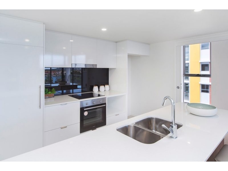 6/33 Lakefront Crescent, Varsity Lakes QLD 4227