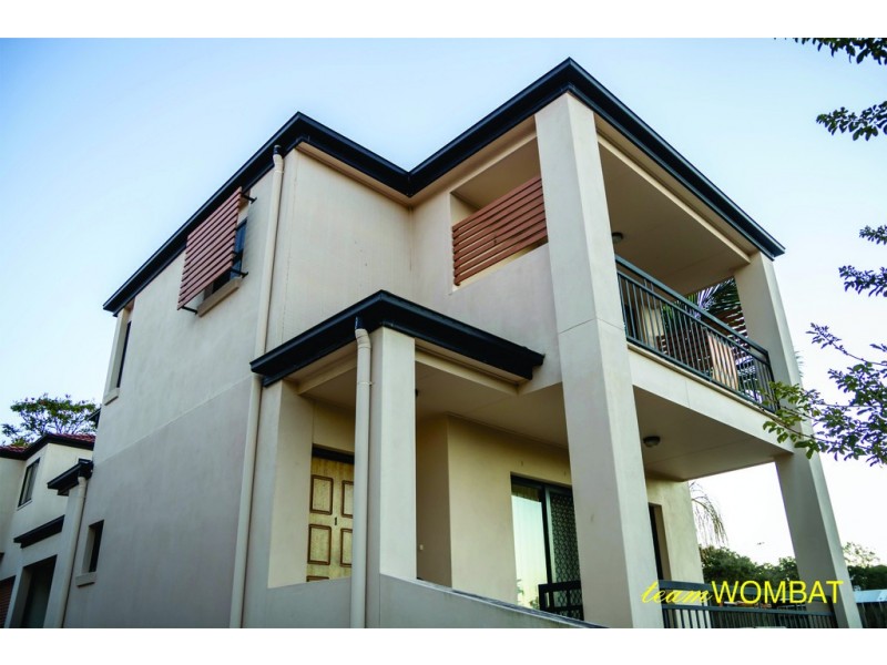 77 Depper Street, St Lucia QLD 4067