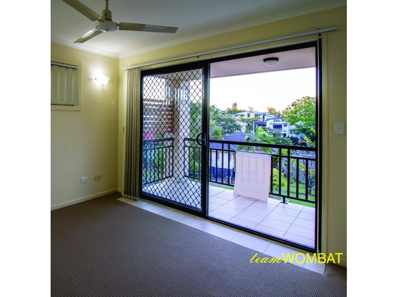 77 Depper Street, St Lucia QLD 4067