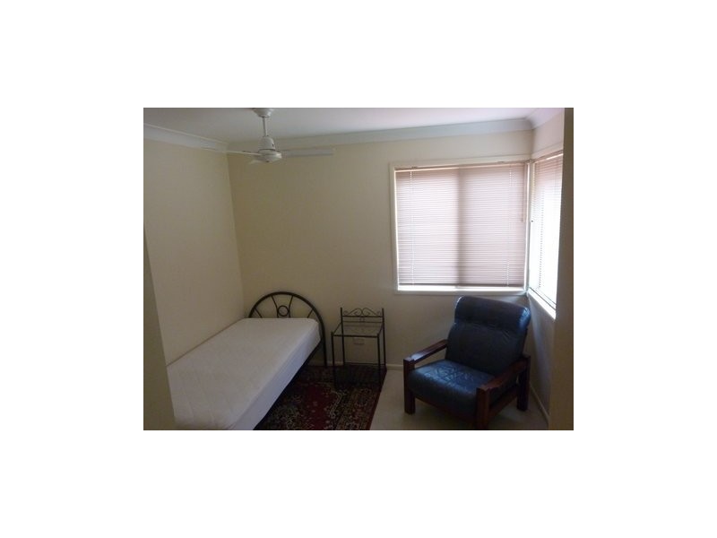 20 / 75 Brown, Labrador QLD 4215