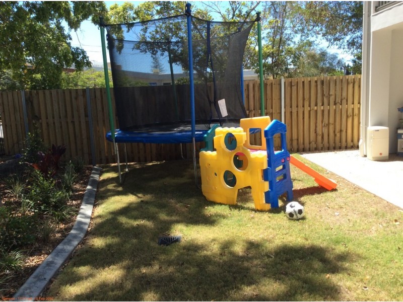 77/400 TINGAL Rd, Wynnum QLD 4178