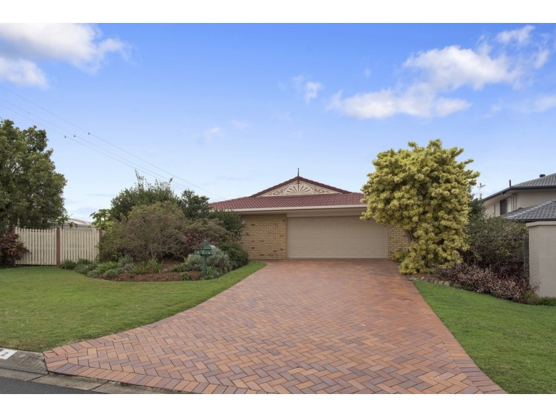 2 Cowell Street, Carindale QLD 4152