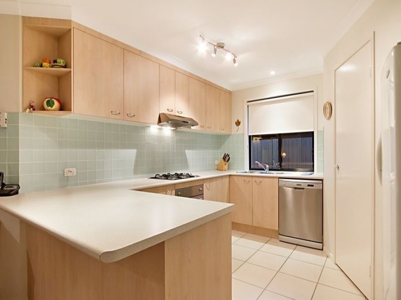 6 Crane Street, North Lakes QLD 4509