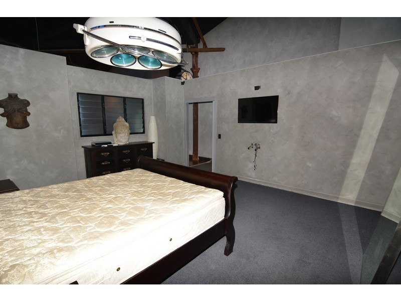 54-N Vernon Tce, Teneriffe QLD 4005